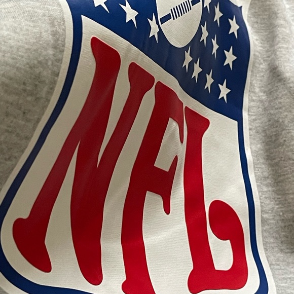 NFL 🏈 Hooded Embroidered Sweatshirt - Picture 1 of 15